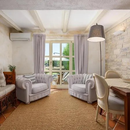 Nice In With Kitchen Poreč