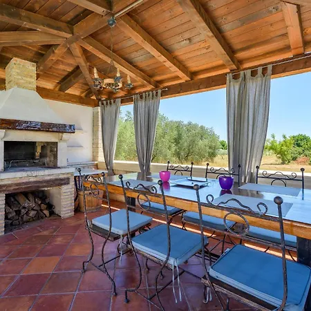 Nice In With Kitchen