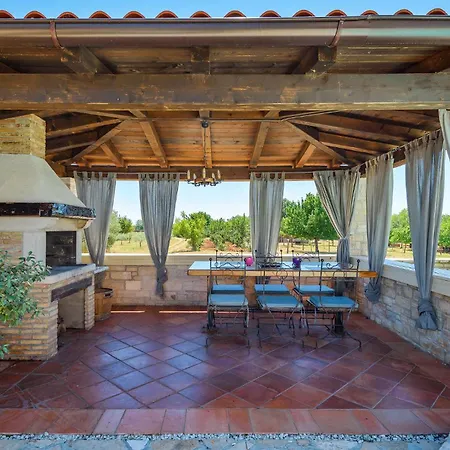 Casa de Férias Nice In With Kitchen *